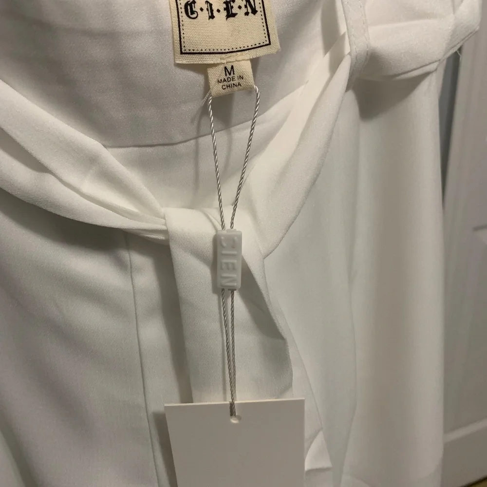 NWT White Wide Leg Pants - Picture 2 of 10